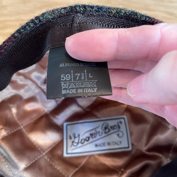 Goorin Bros. Alfonso D’Este Plaid Newsboy Flat Cap. - Picture 5 of 5